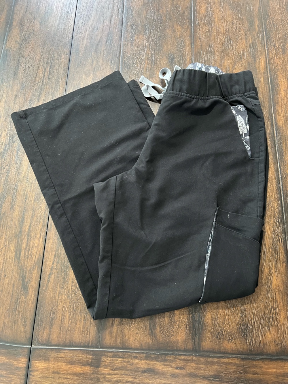 Figs Women’s Tema Wide Leg Scrub Pants Black Gray W19SW2001 Size Medium